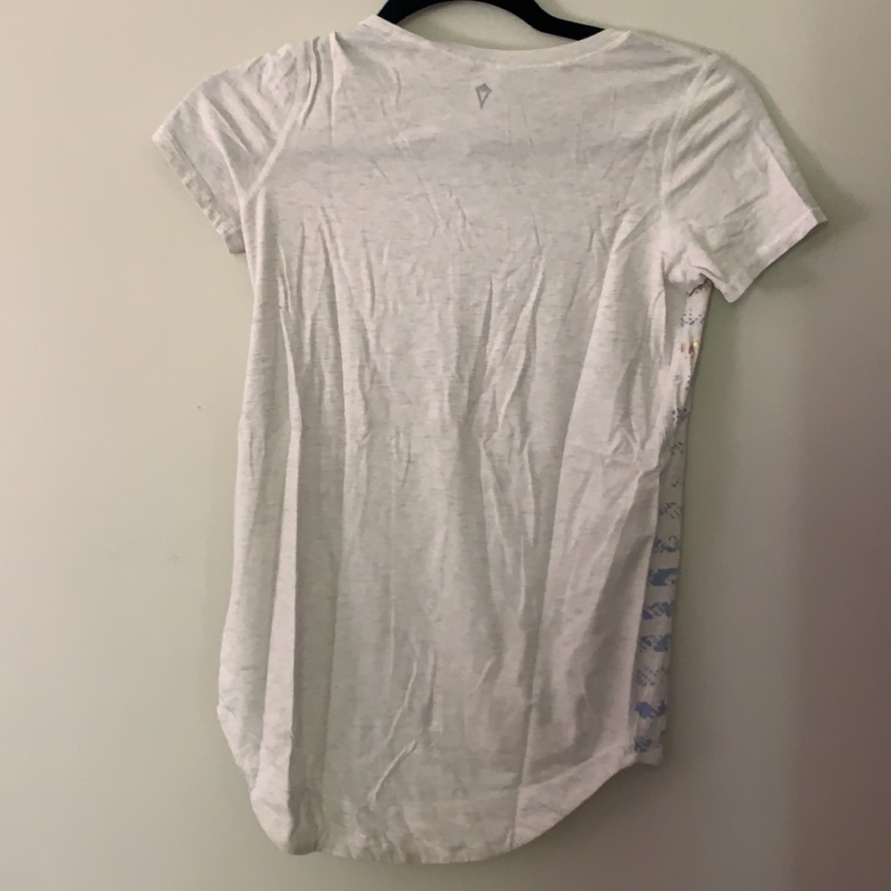 Ivivva workout top - Picture 3 of 3